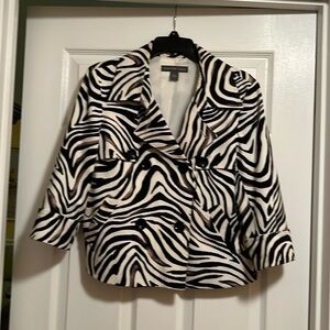 Josephine Chaus zebra like print short jacket size 8